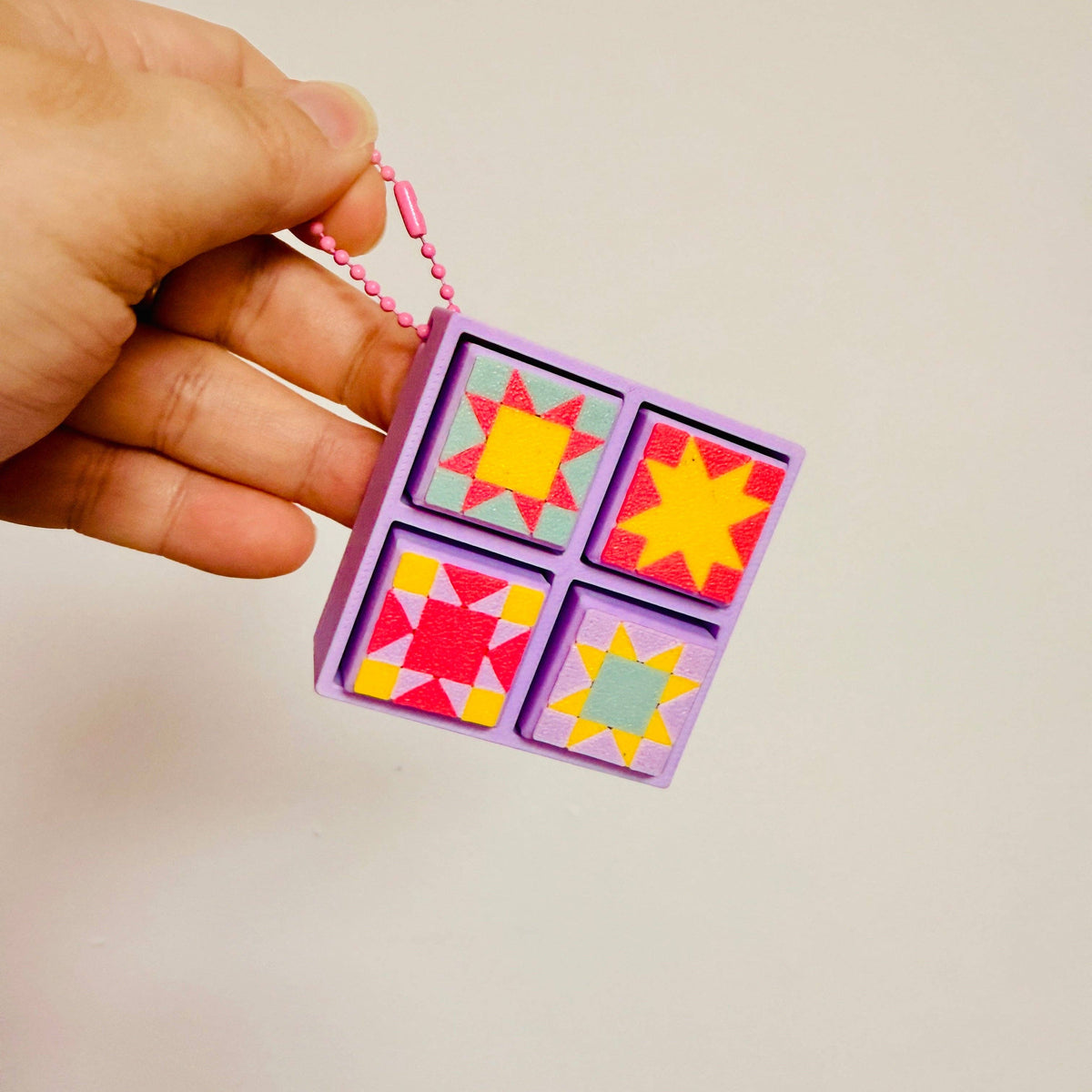 Clicker Keychain, Quilt Pattern