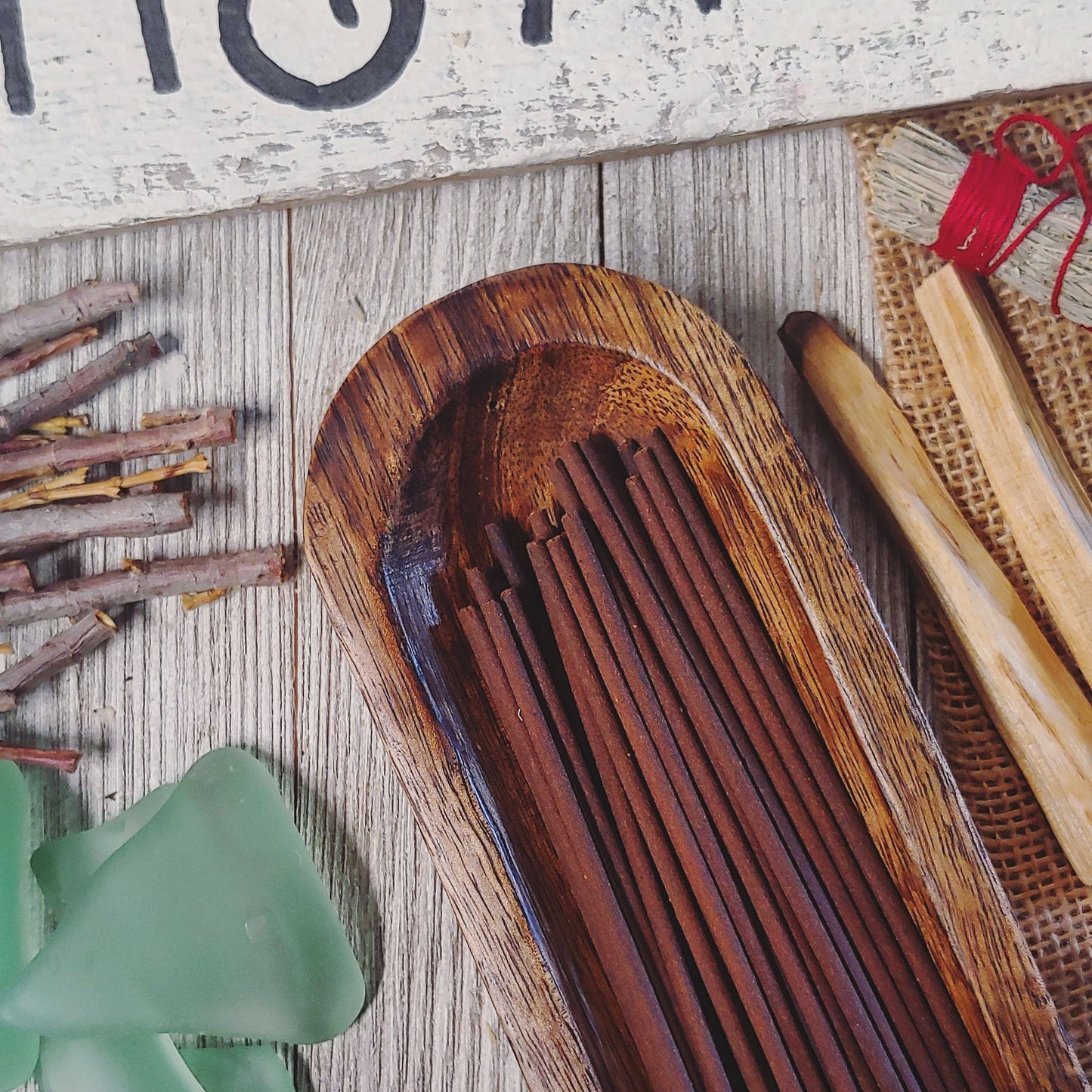Patchouli & Linen Hand Dipped Incense