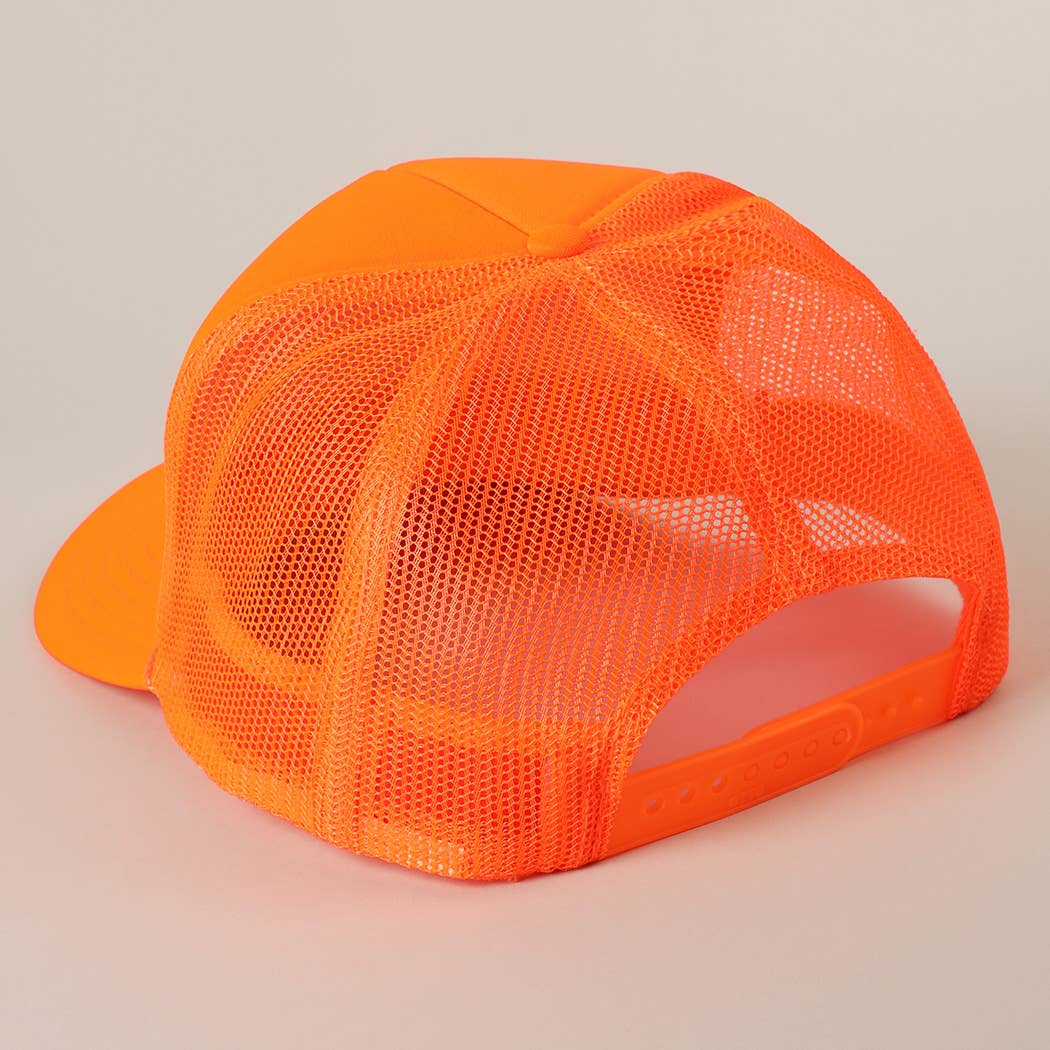 Trucker Hat: TAN