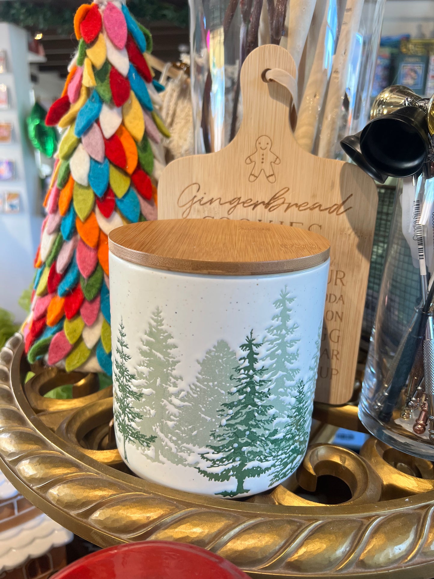 32oz Evergreen + Amber Candle