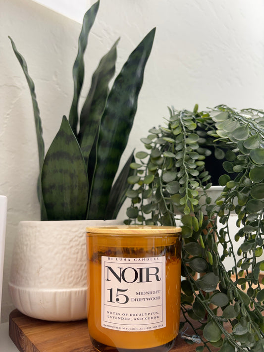 10oz Noir 15 Candle