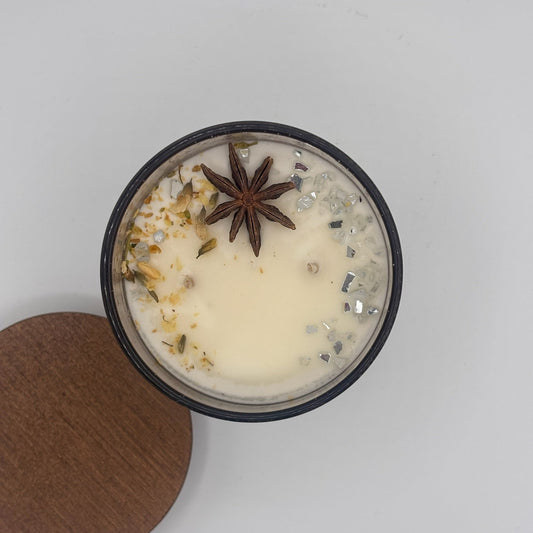 13oz Nana's Baking Spices Candle